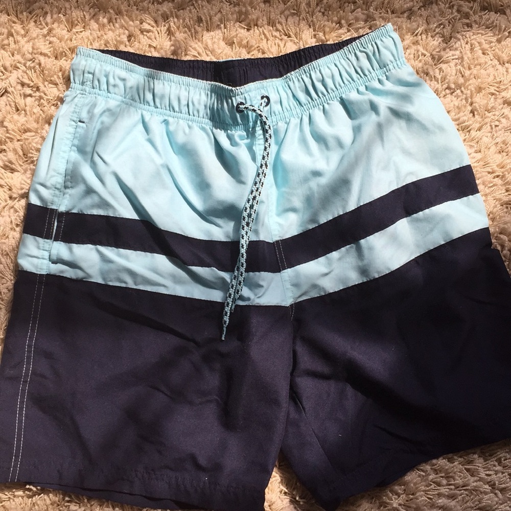 Men’s swim shorts